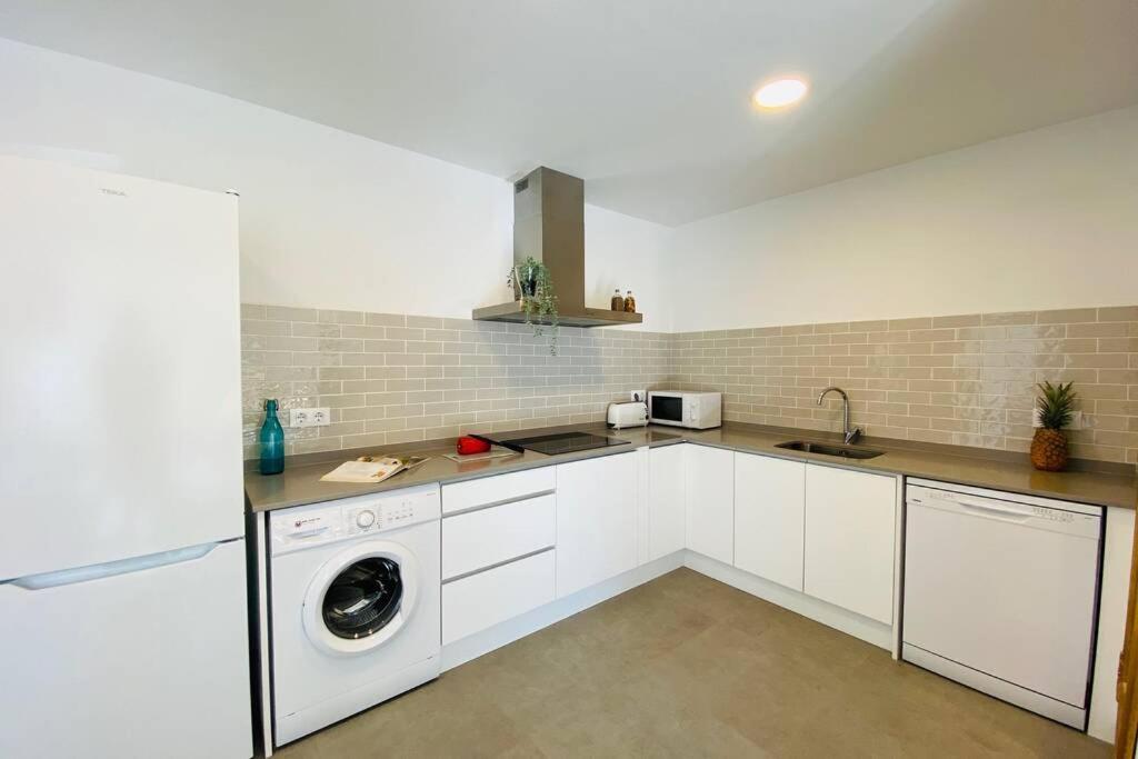 70 M2, Apartamento Cerca De La Playa, Apto Minusvalidos. 罗萨斯 外观 照片